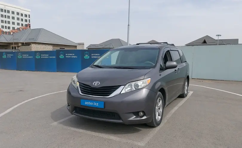 Toyota Sienna 2013 года за 10 000 000 тг. в Шымкент