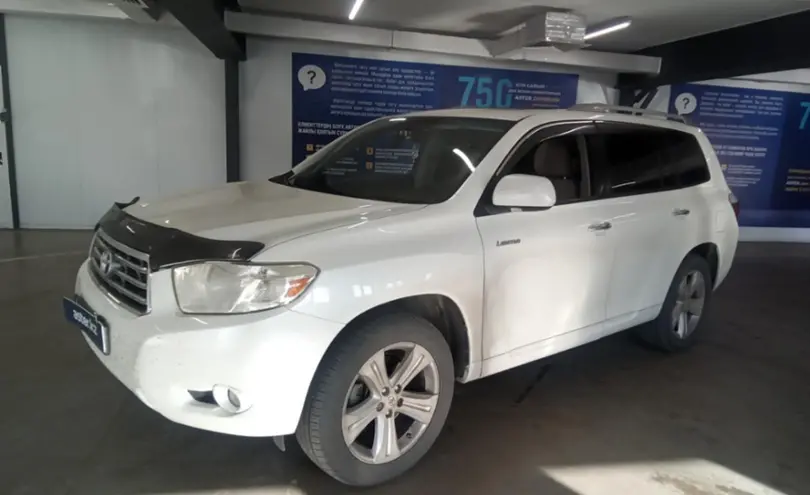 Toyota Highlander 2008 года за 10 000 000 тг. в Астана