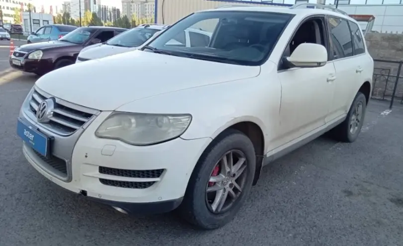 Volkswagen Touareg 2008 года за 6 000 000 тг. в Астана