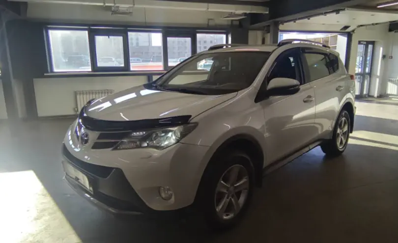 Toyota RAV4 2014 года за 9 000 000 тг. в Астана