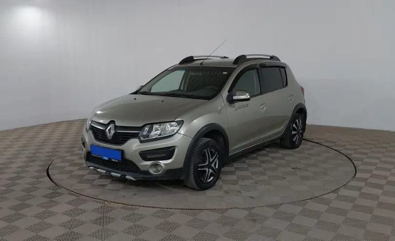 Renault Sandero 2015 года за 2 690 000 тг. в Шымкент