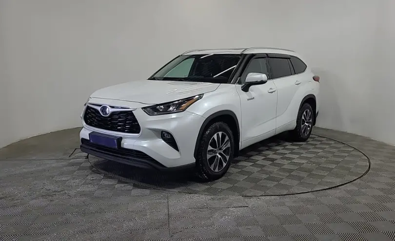 Toyota Highlander 2023 года за 24 200 000 тг. в Алматы
