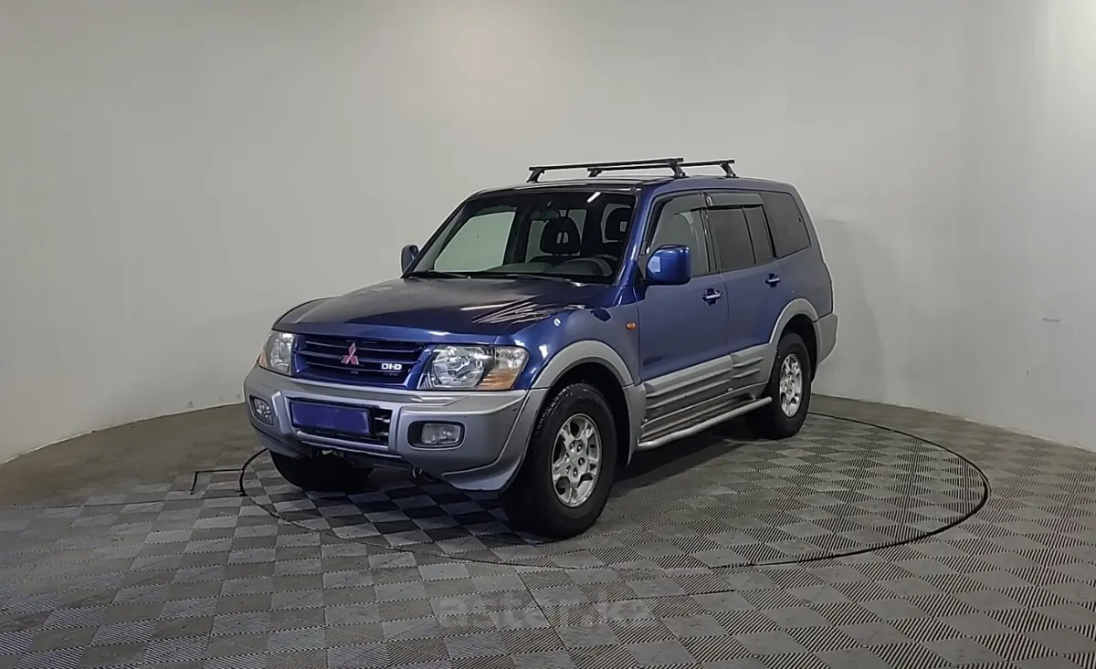 2000 Mitsubishi Pajero