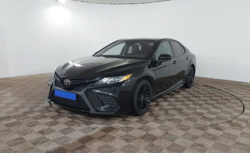 Toyota Camry 2020 года за 12 990 000 тг. в Шымкент