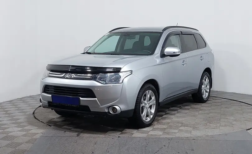 Mitsubishi Outlander 2012 года за 7 390 000 тг. в Астана