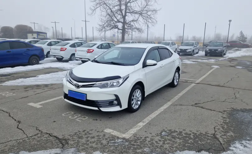 Toyota Corolla 2017 года за 8 100 000 тг. в Талдыкорган