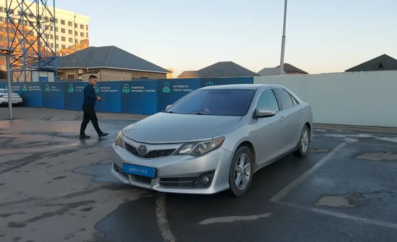 Toyota Camry 2013 года за 8 790 000 тг. в Шымкент