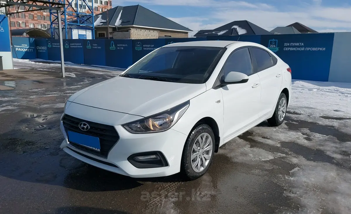 2019 Hyundai Accent