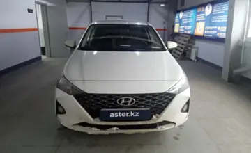 Hyundai Accent 2020 года за 7 800 000 тг. в Уральск фото 2