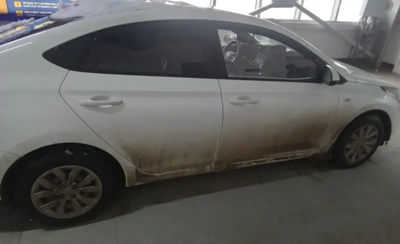Hyundai Accent 2020 года за 7 800 000 тг. в Уральск фото 4