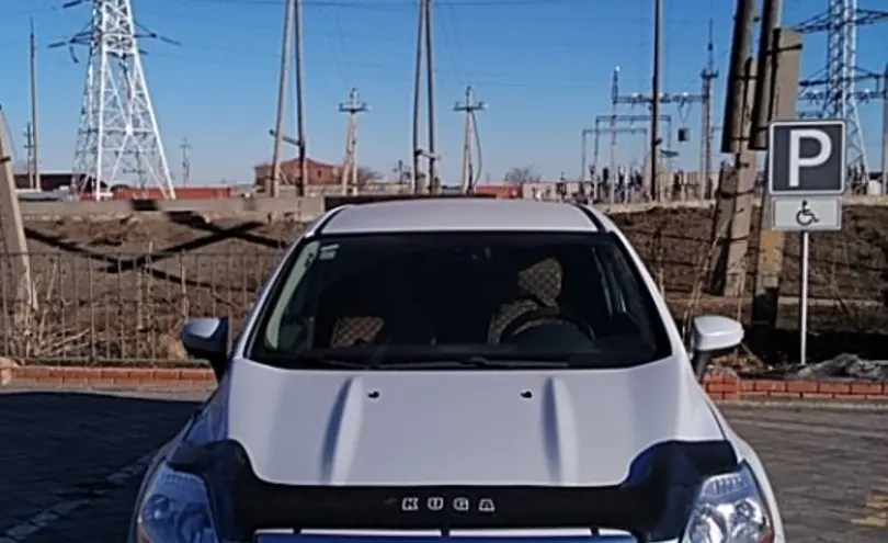 Ford Kuga 2012 года за 6 000 000 тг. в Атырау фото 2