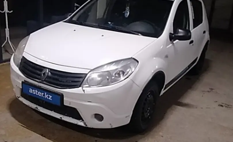 Renault Sandero 2013 года за 2 800 000 тг. в Караганда