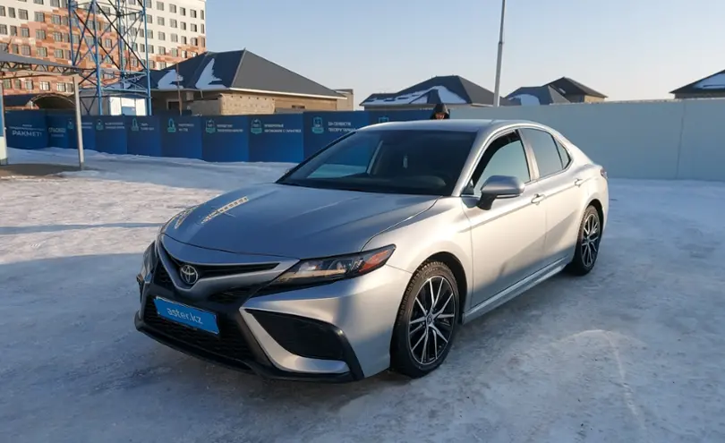 Toyota Camry 2022 года за 15 000 000 тг. в Шымкент