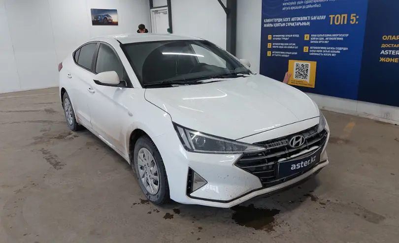 Hyundai Elantra 2020 года за 7 700 000 тг. в Астана фото 2