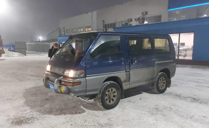 Mitsubishi Delica 1999 года за 2 200 000 тг. в Алматы