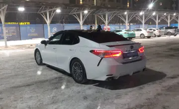 Toyota Camry 2020 года за 13 000 000 тг. в Алматы фото 4