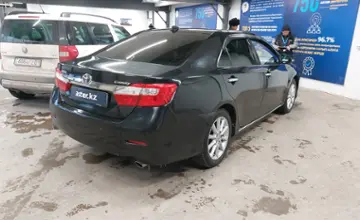 Toyota Camry 2014 года за 8 200 000 тг. в Астана фото 3