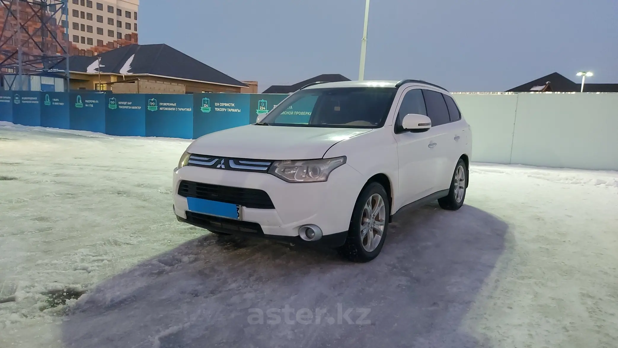 Mitsubishi Outlander 2013