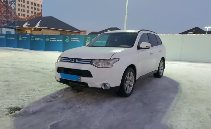 Mitsubishi Outlander 2013 года за 7 500 000 тг. в Шымкент