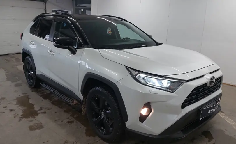 Toyota RAV4 2021 года за 19 000 000 тг. в Астана фото 2