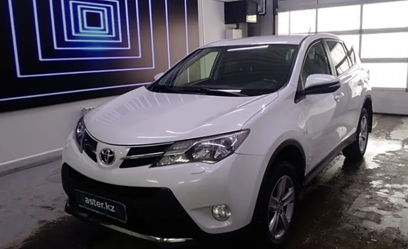 Toyota RAV4 2015 года за 11 000 000 тг. в Павлодар