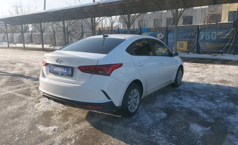 Hyundai Accent 2021 года за 6 450 000 тг. в Алматы фото 3