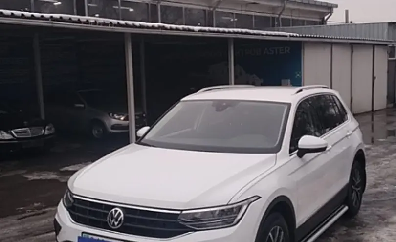 Volkswagen Tiguan 2021 года за 12 700 000 тг. в Алматы