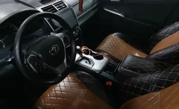 Toyota Camry 2014 года за 10 000 000 тг. в Астана фото 5
