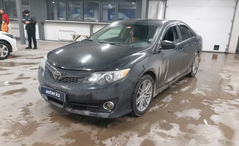 Toyota Camry 2014 года за 10 000 000 тг. в Астана