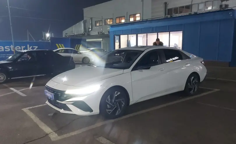 Hyundai Elantra 2023 года за 9 000 000 тг. в Алматы