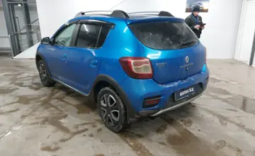 Renault Sandero 2017 года за 5 000 000 тг. в Астана фото 4