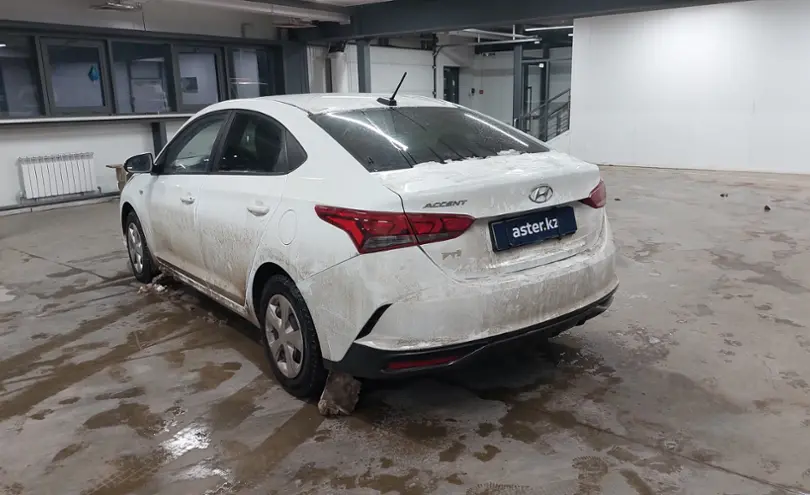 Hyundai Accent 2020 года за 7 500 000 тг. в Астана фото 4