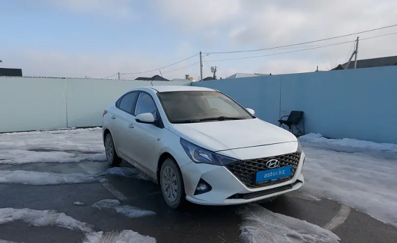 Hyundai Accent 2021 года за 7 800 000 тг. в Шымкент фото 2