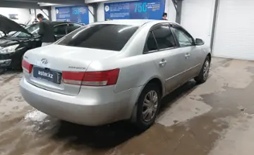 Hyundai Sonata 2005 года за 4 000 000 тг. в Астана фото 3