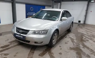 Hyundai Sonata 2005 года за 4 000 000 тг. в Астана фото 1