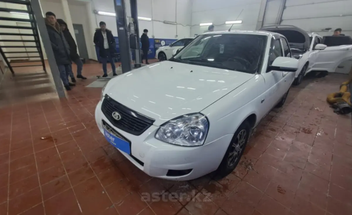 LADA (ВАЗ) Priora 2013 года за 2 500 000 тг. в Астана