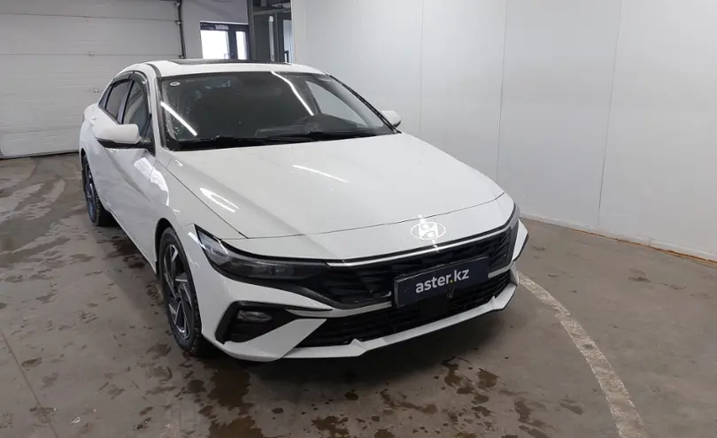Hyundai Elantra 2023 года за 8 400 000 тг. в Астана фото 2