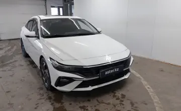 Hyundai Elantra 2023 года за 8 400 000 тг. в Астана фото 2