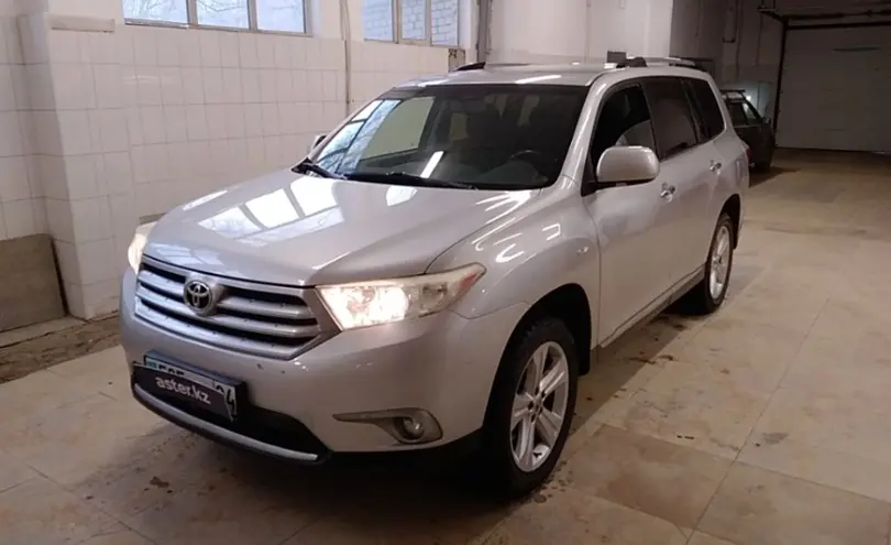 Toyota Highlander 2013 года за 14 000 000 тг. в Актобе