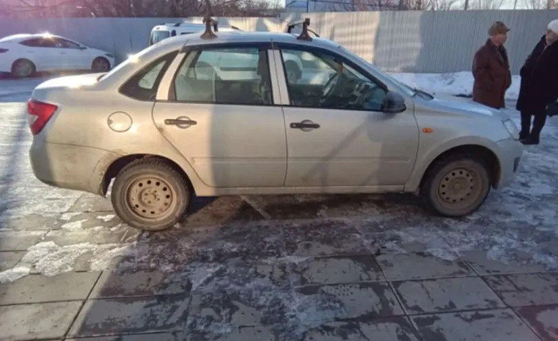 LADA (ВАЗ) Granta 2015 года за 2 500 000 тг. в Уральск фото 4