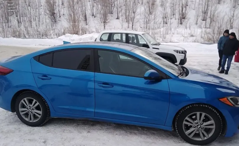 Hyundai Elantra 2017 года за 8 000 000 тг. в Усть-Каменогорск фото 4