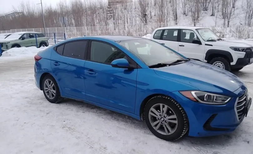 Hyundai Elantra 2017 года за 8 000 000 тг. в Усть-Каменогорск фото 3