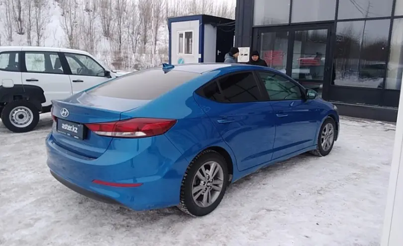 Hyundai Elantra 2017 года за 8 000 000 тг. в Усть-Каменогорск фото 5