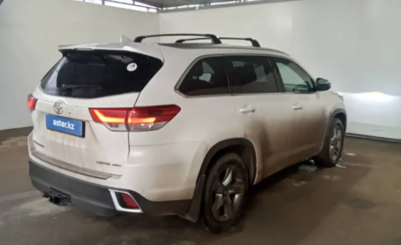 Toyota Highlander 2018 года за 23 000 000 тг. в Кызылорда фото 5