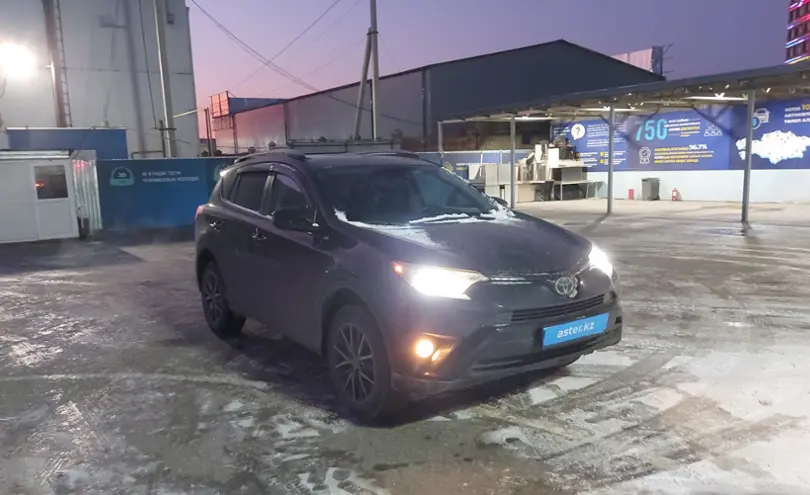 Toyota RAV4 2018 года за 12 800 000 тг. в Шымкент фото 2