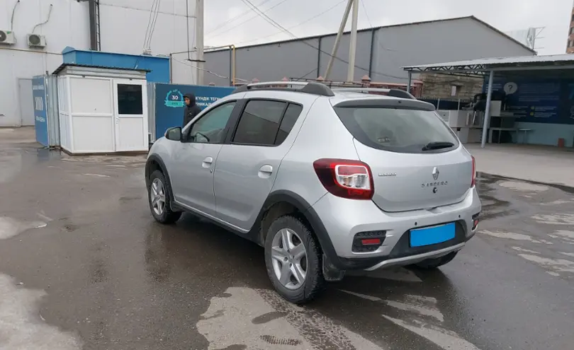Renault Sandero 2015 года за 5 000 000 тг. в Шымкент фото 4