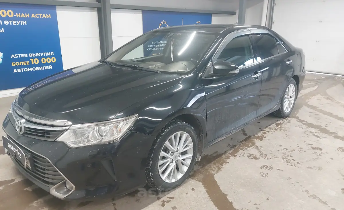 Toyota Camry 2015 года за 10 200 000 тг. в Астана