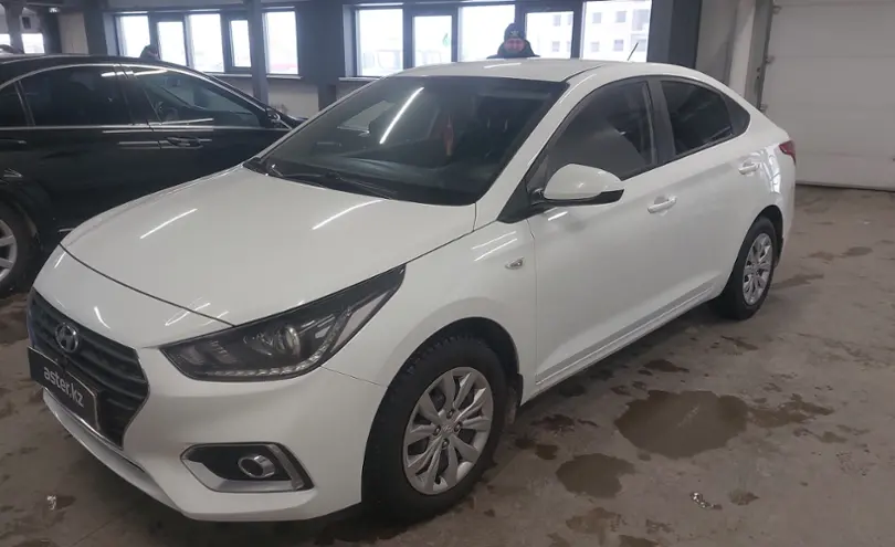 Hyundai Accent 2018 года за 7 000 000 тг. в Астана