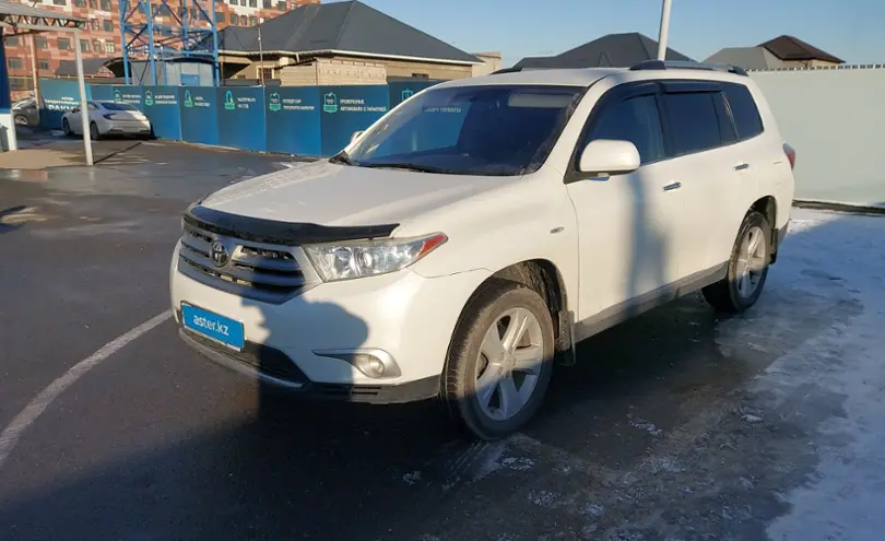 Toyota Highlander 2012 года за 14 000 000 тг. в Шымкент