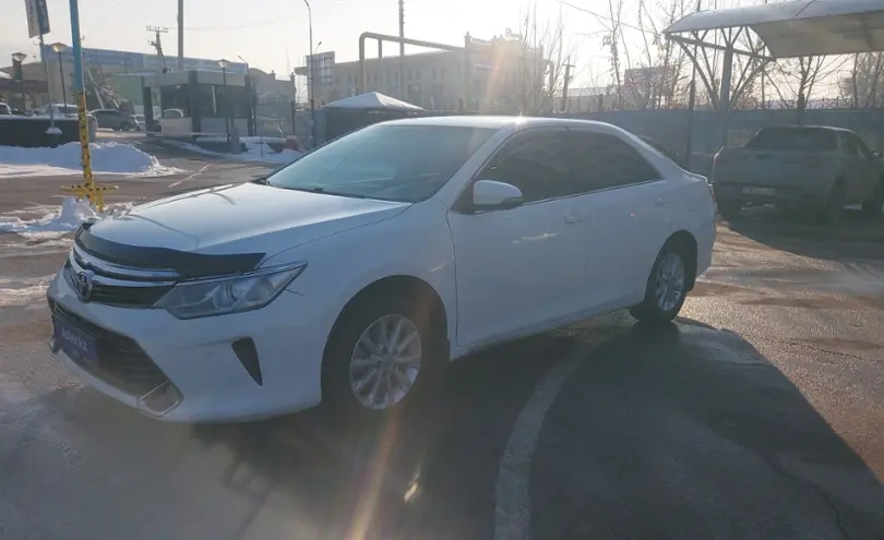 Toyota Camry 2015 года за 10 000 000 тг. в Алматы